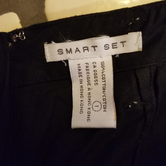 SmartSet Black Mini Skort - Picture 3 of 9